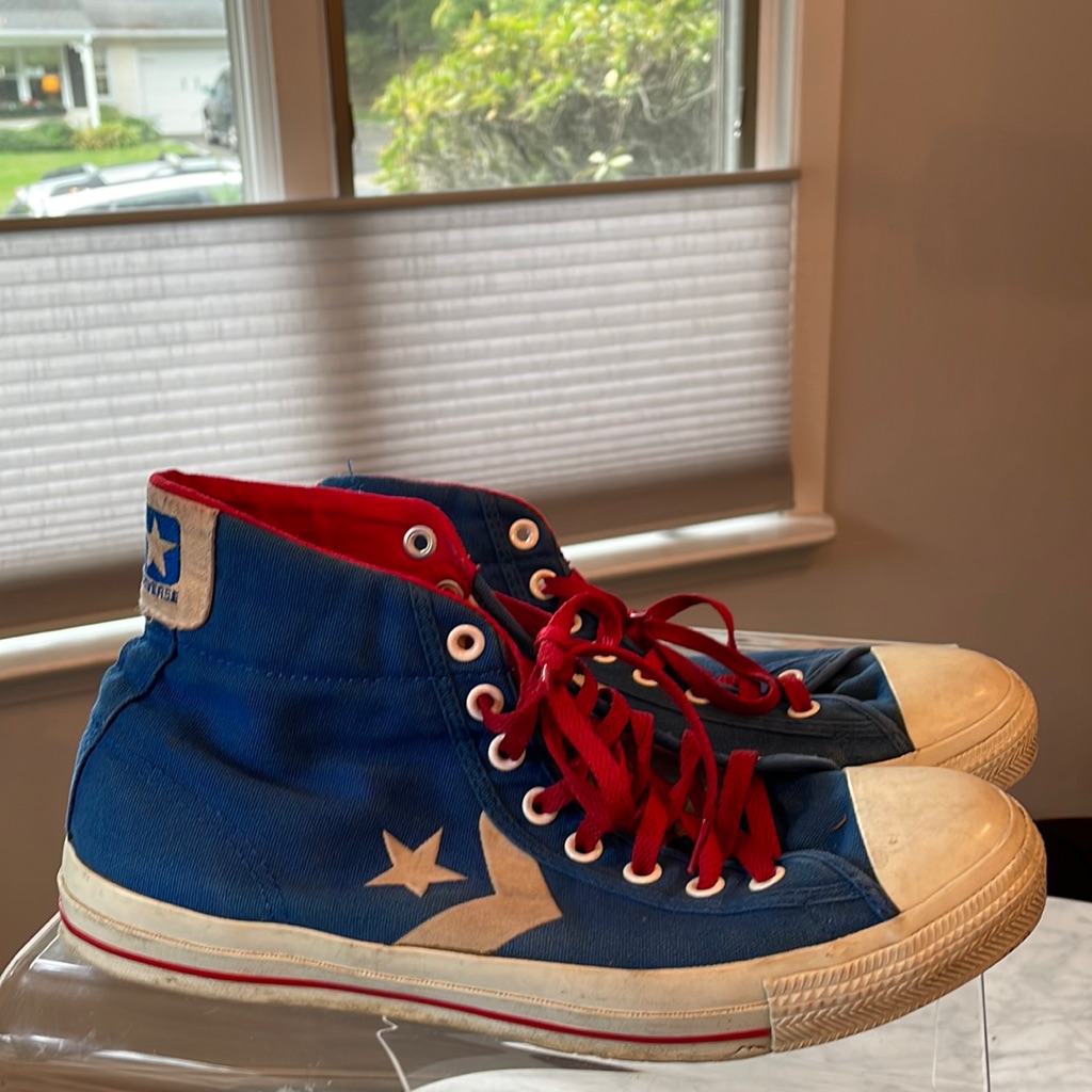 Vintage Converse All Star HiTop Sneakers